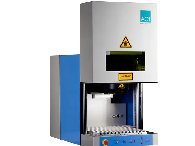 Workstation Classic für die Laserbeschriftung kleiner Bauteile 