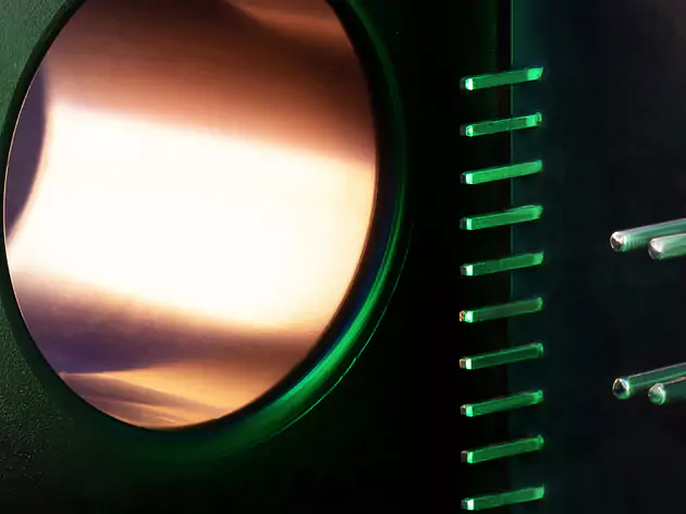 N1:N2 : Galvanisch getrennte Stromsensoren, Stromwandler und Spannungswandler sowie Übertrager und Induktivitäten für Industrie, Traktion, Inverter und Energietechnik.