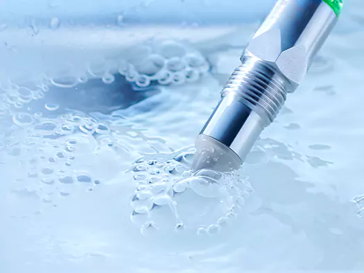 Capteur pour la détection des bulles d’air et de gaz